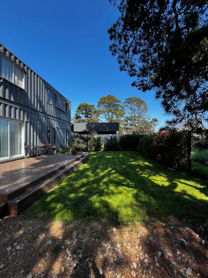 Casa Contenedor en Venta Zona Acantilados