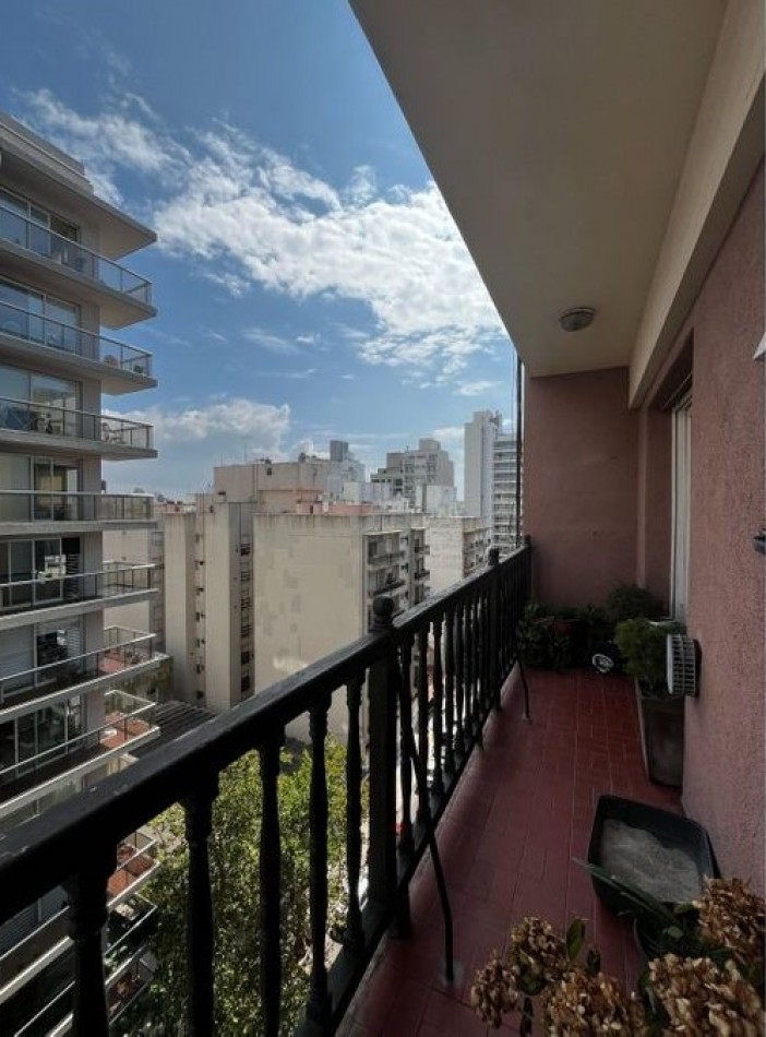 Departamento 3 ambientes en venta en La Perla