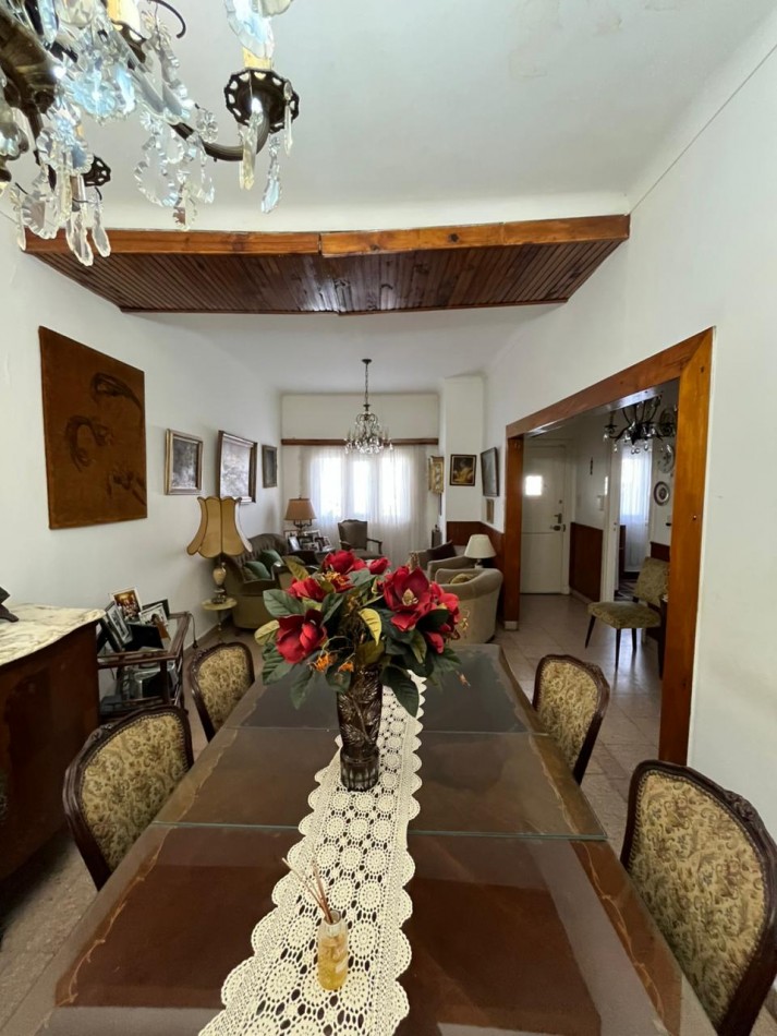 Chalet en venta zona Chauvin. Apto desarrollo