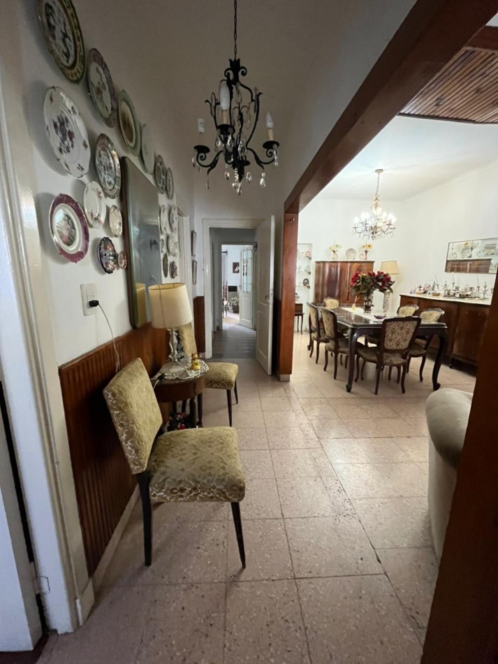 Chalet en venta zona Chauvin. Apto desarrollo