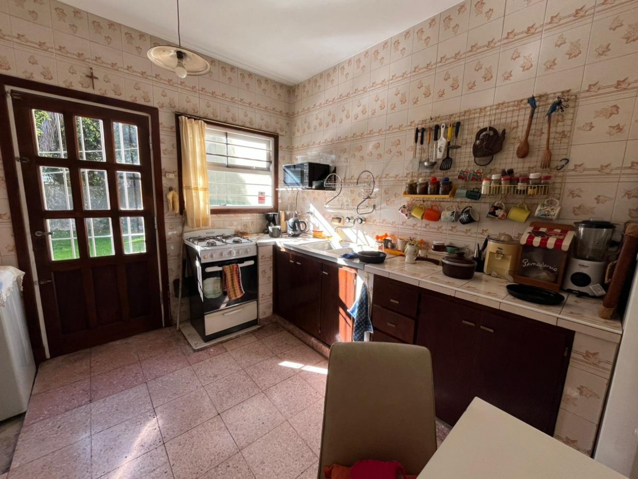 Chalet en venta zona Chauvin. Apto desarrollo
