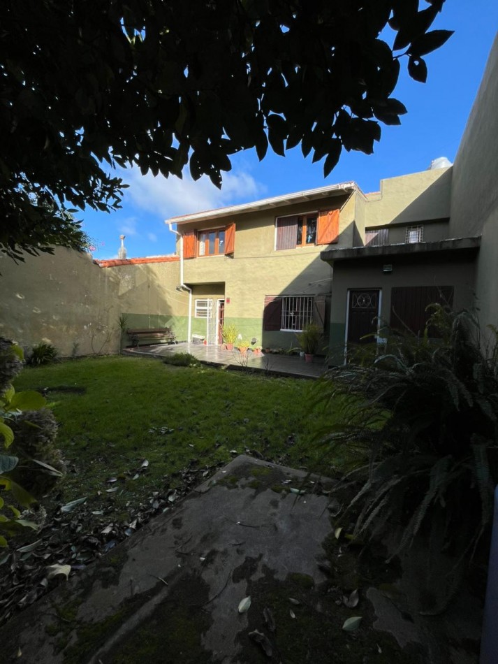 Chalet en venta zona Chauvin. Apto desarrollo