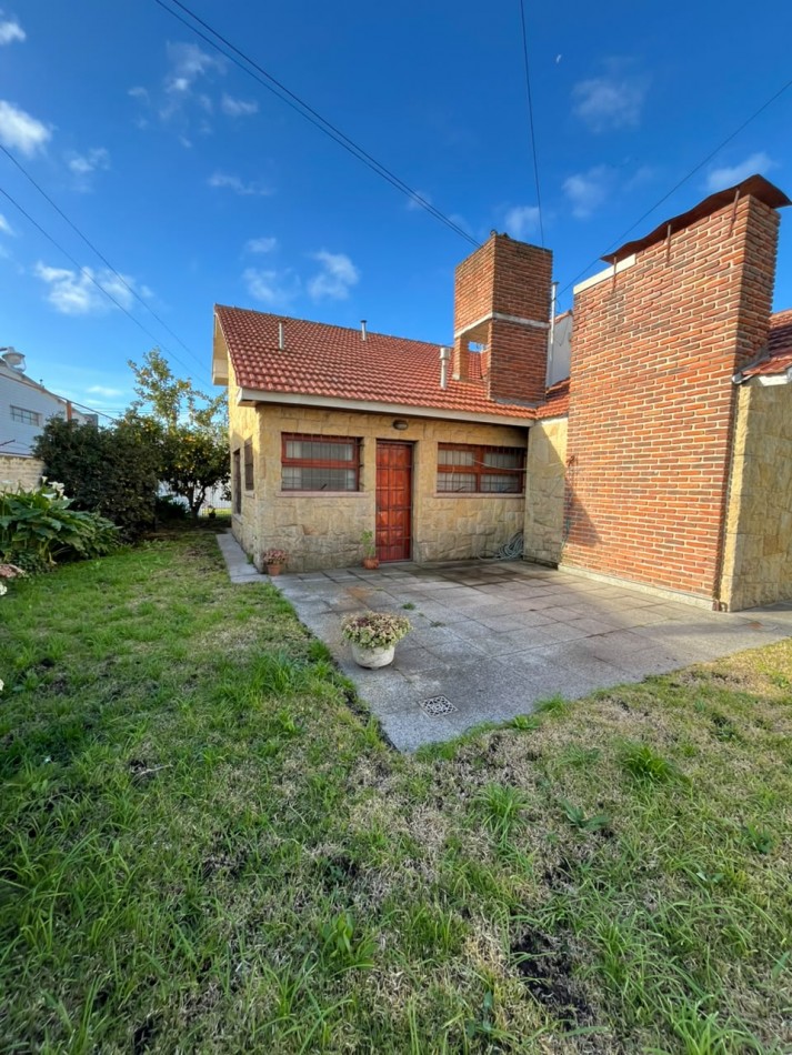 Chatel en venta en barrio Las Avenidas