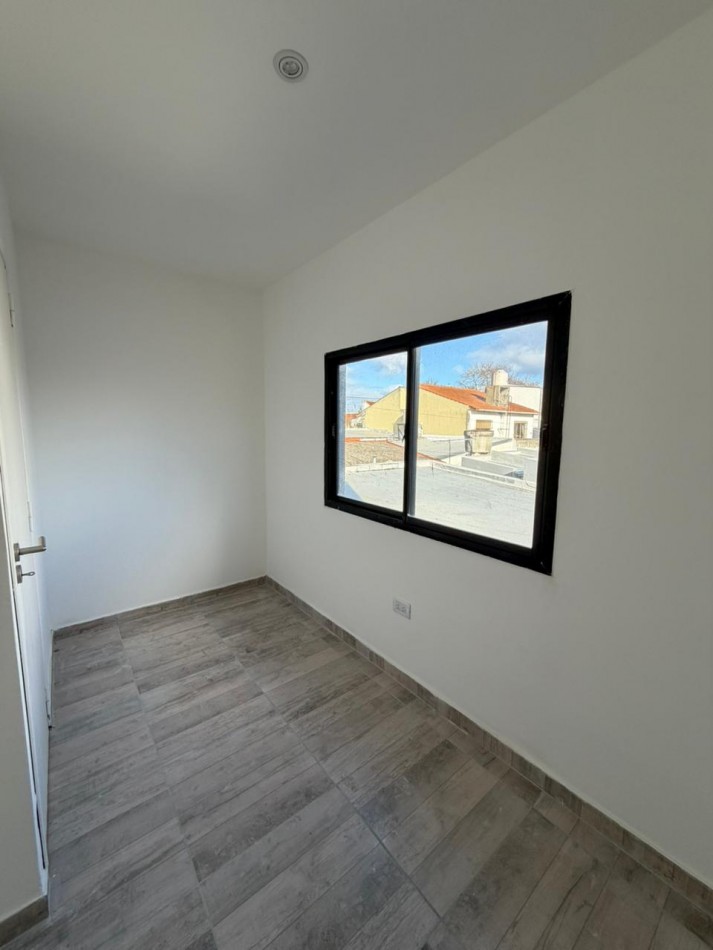 PH en venta tipo duplex Zona San Juan