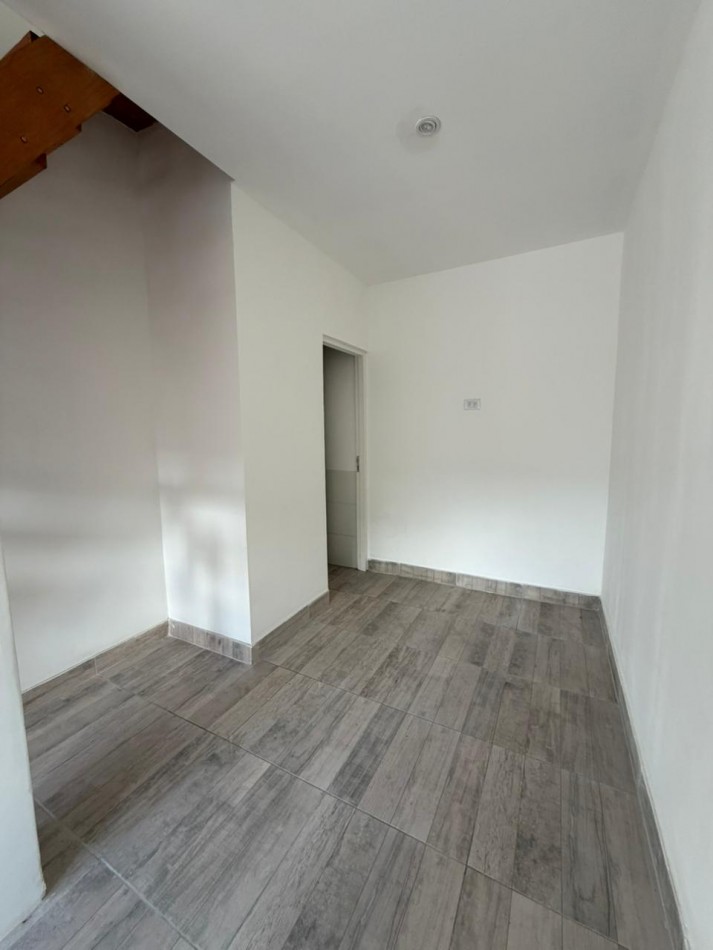 PH en venta tipo duplex Zona San Juan