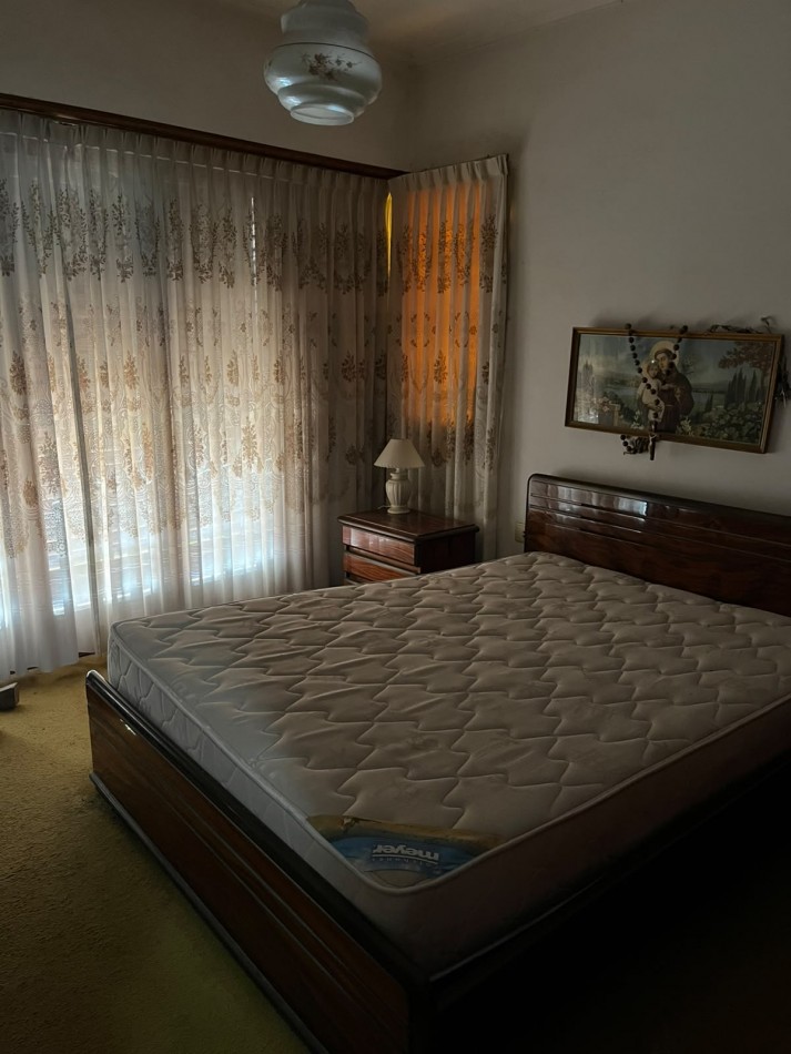Chatel en venta en barrio Las Avenidas
