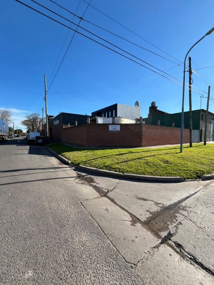 Lote en Venta en Las Avenidas