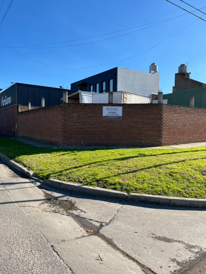Lote en Venta en Las Avenidas
