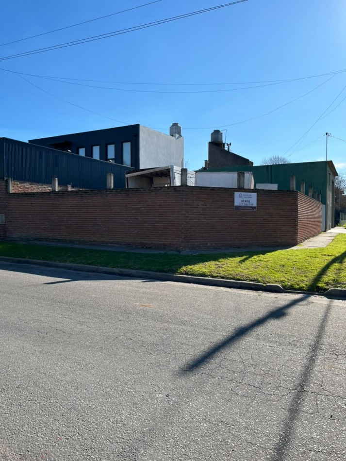 Lote en Venta en Las Avenidas