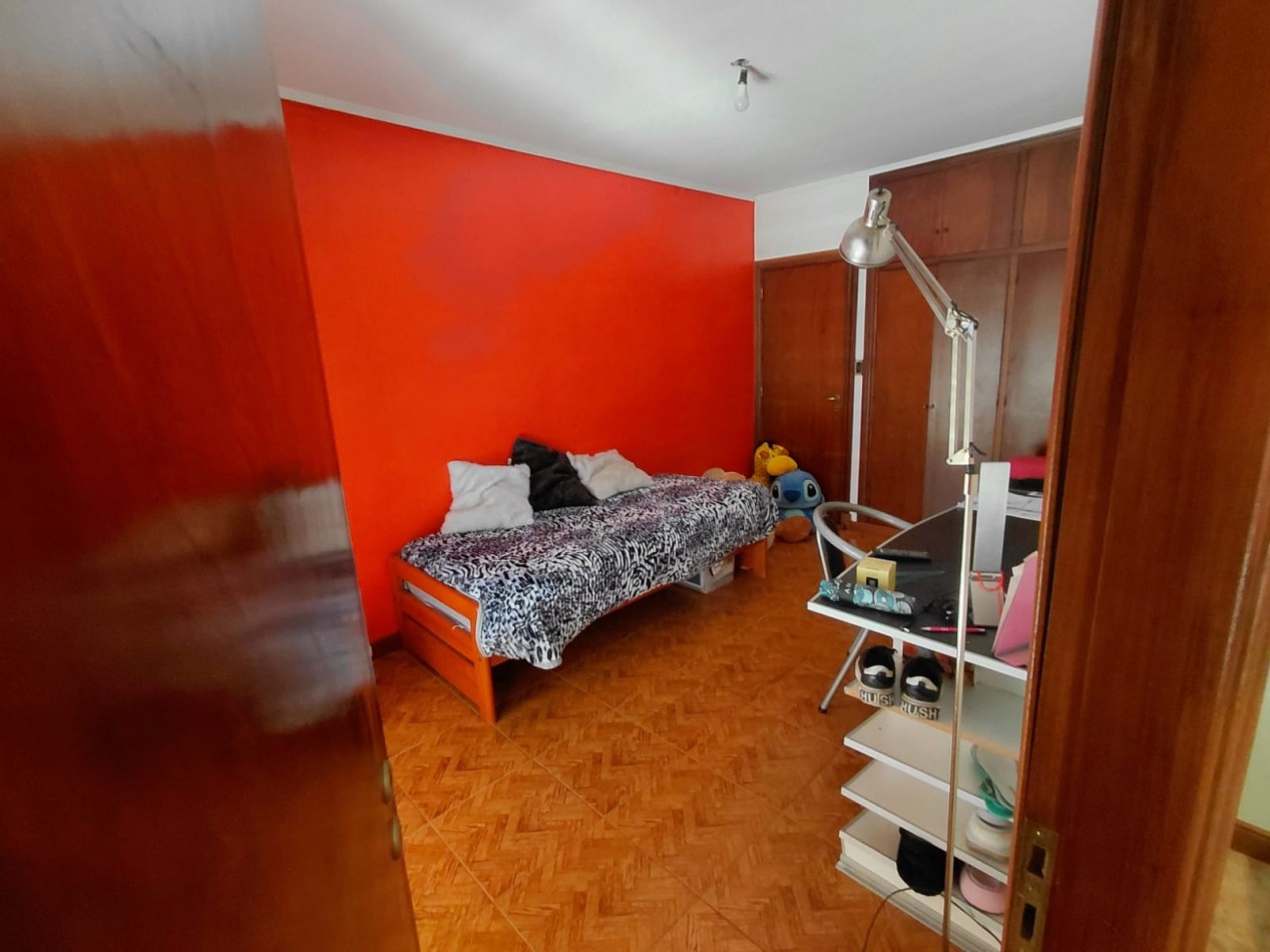 Importante Chalet en Venta en La Florida