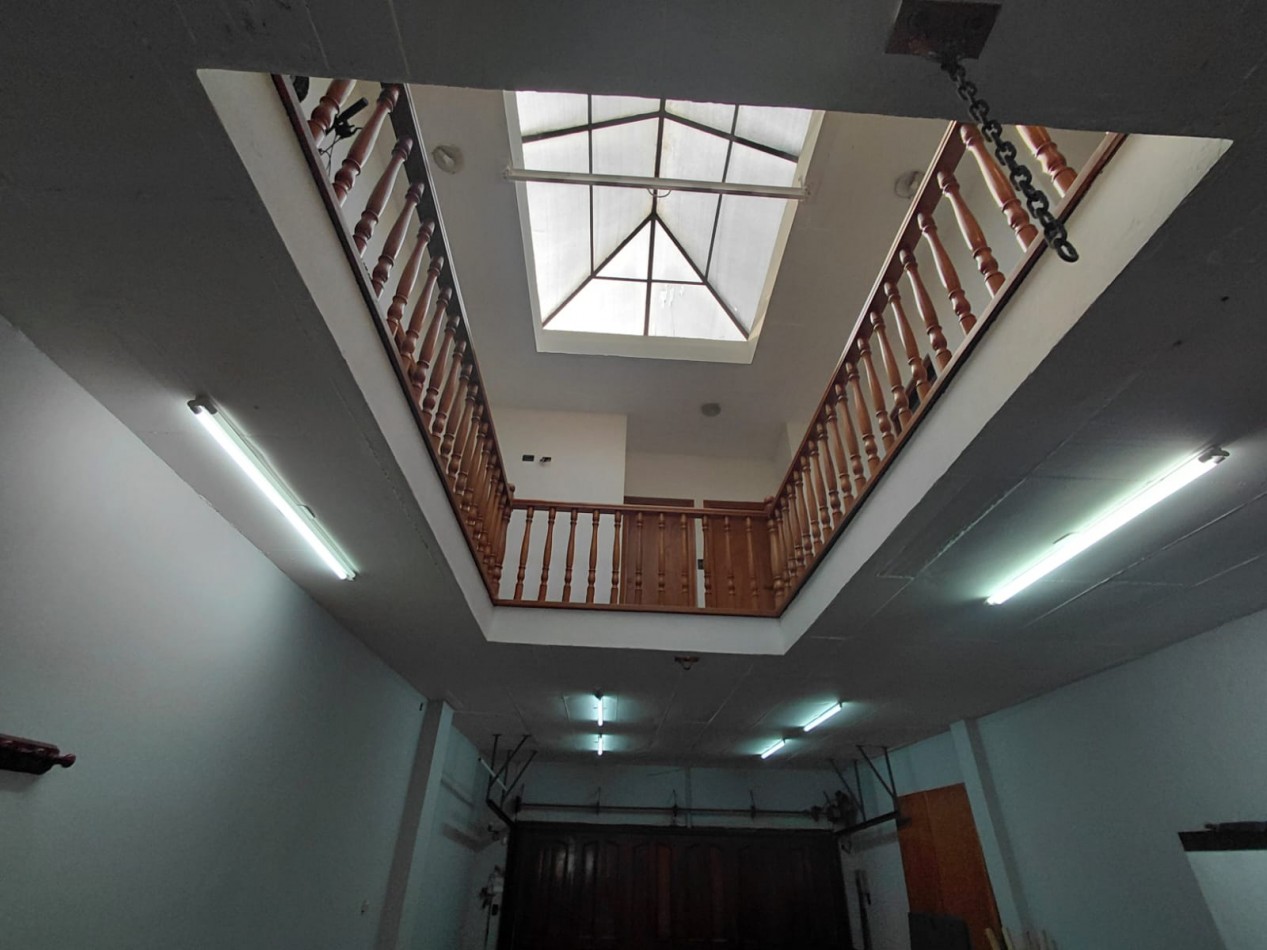 Importante Chalet en Venta en La Florida