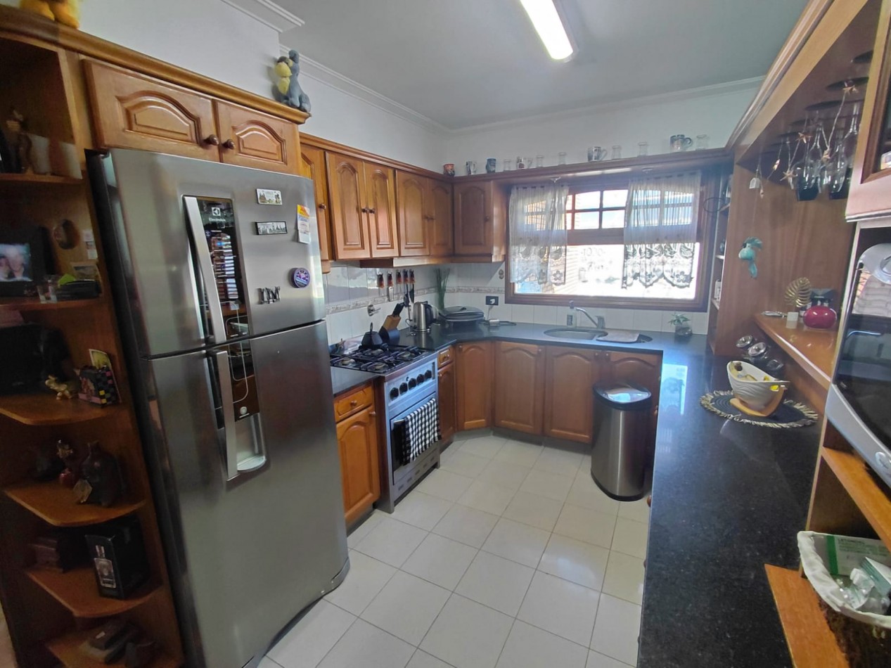 Importante Chalet en Venta en La Florida