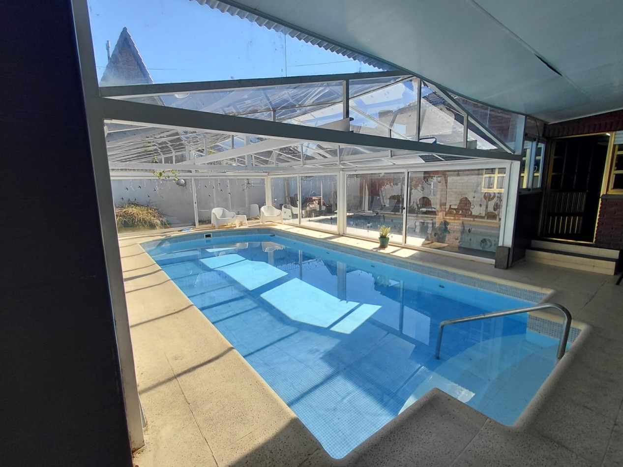 Importante Chalet en Venta en La Florida