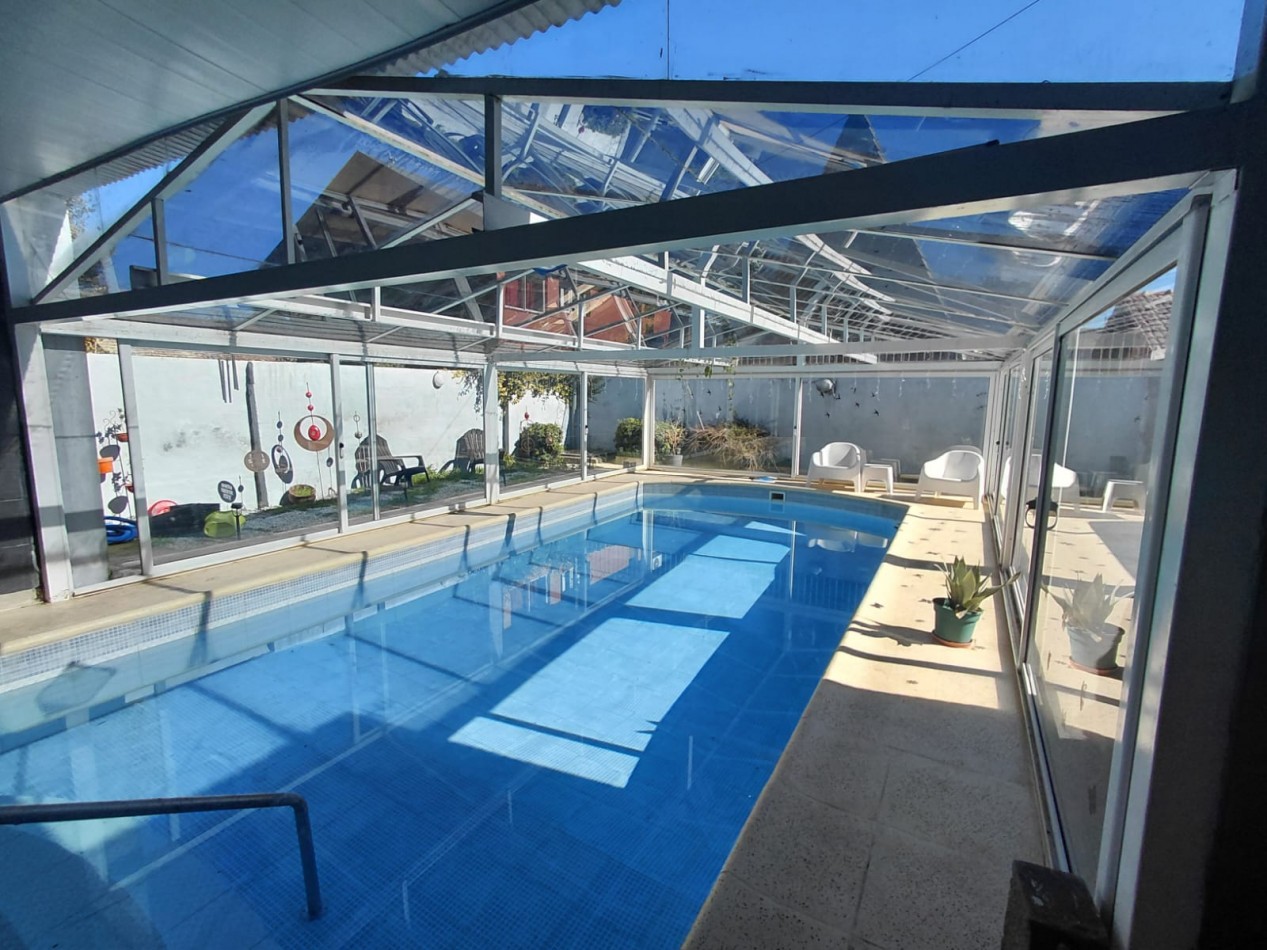 Importante Chalet en Venta en La Florida