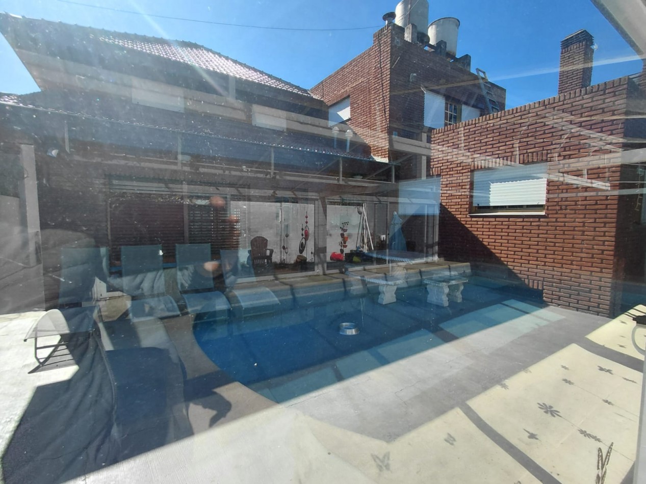 Importante Chalet en Venta en La Florida