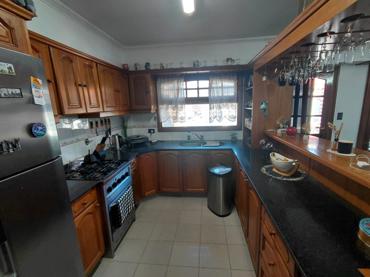 Importante Chalet en Venta en La Florida