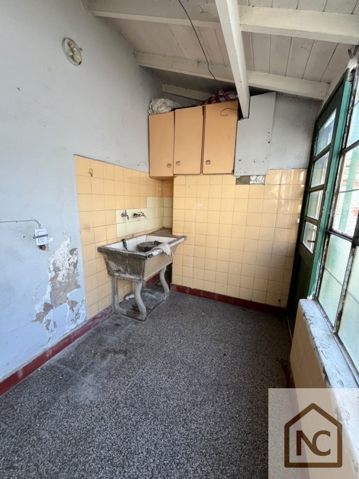 Chalet 3 ambientes + Galpon en Venta 