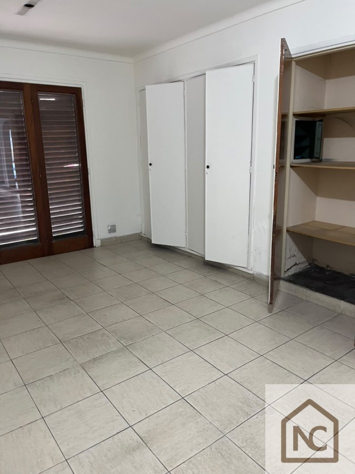 Local en Venta sobre Avenida Juan B Justo