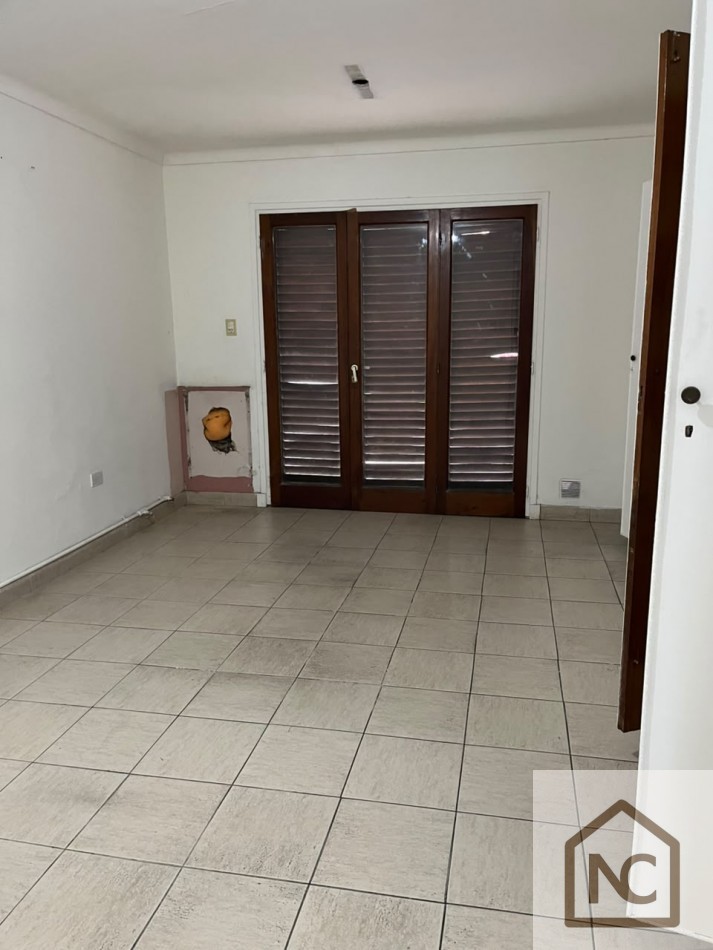Local en Venta sobre Avenida Juan B Justo