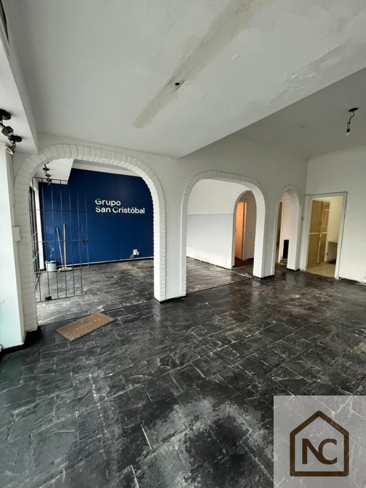 Local en Venta sobre Avenida Juan B Justo