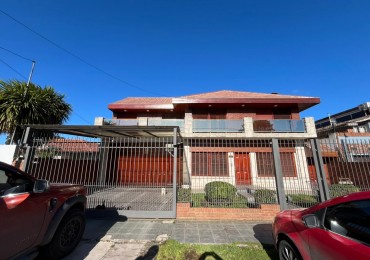 Importante Chalet en Venta en La Florida